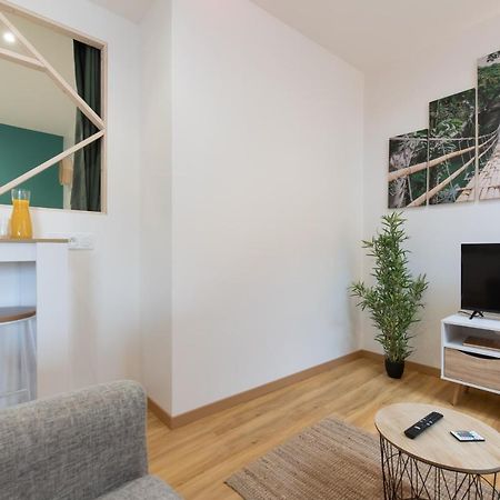 Esprit Jungle Apartment Roanne Bagian luar foto