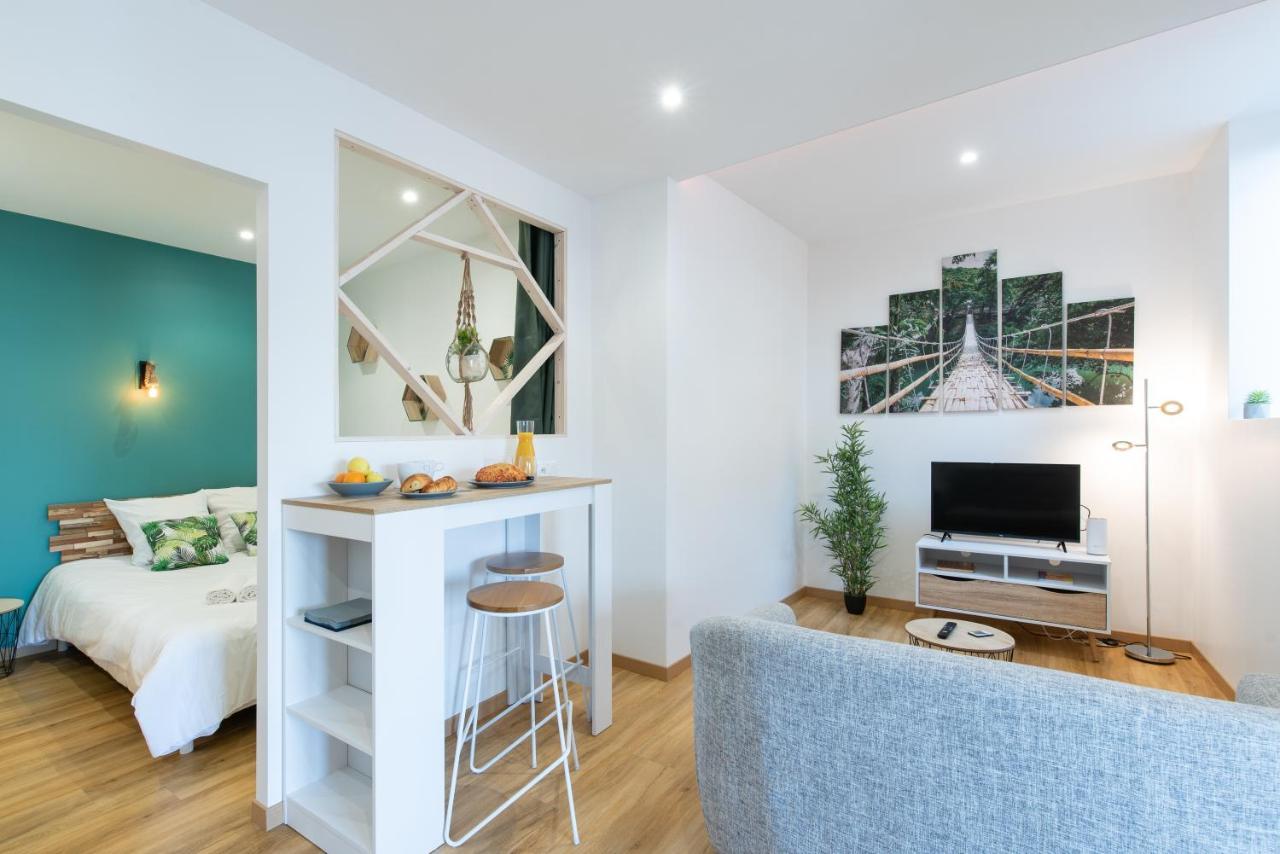 Esprit Jungle Apartment Roanne Bagian luar foto