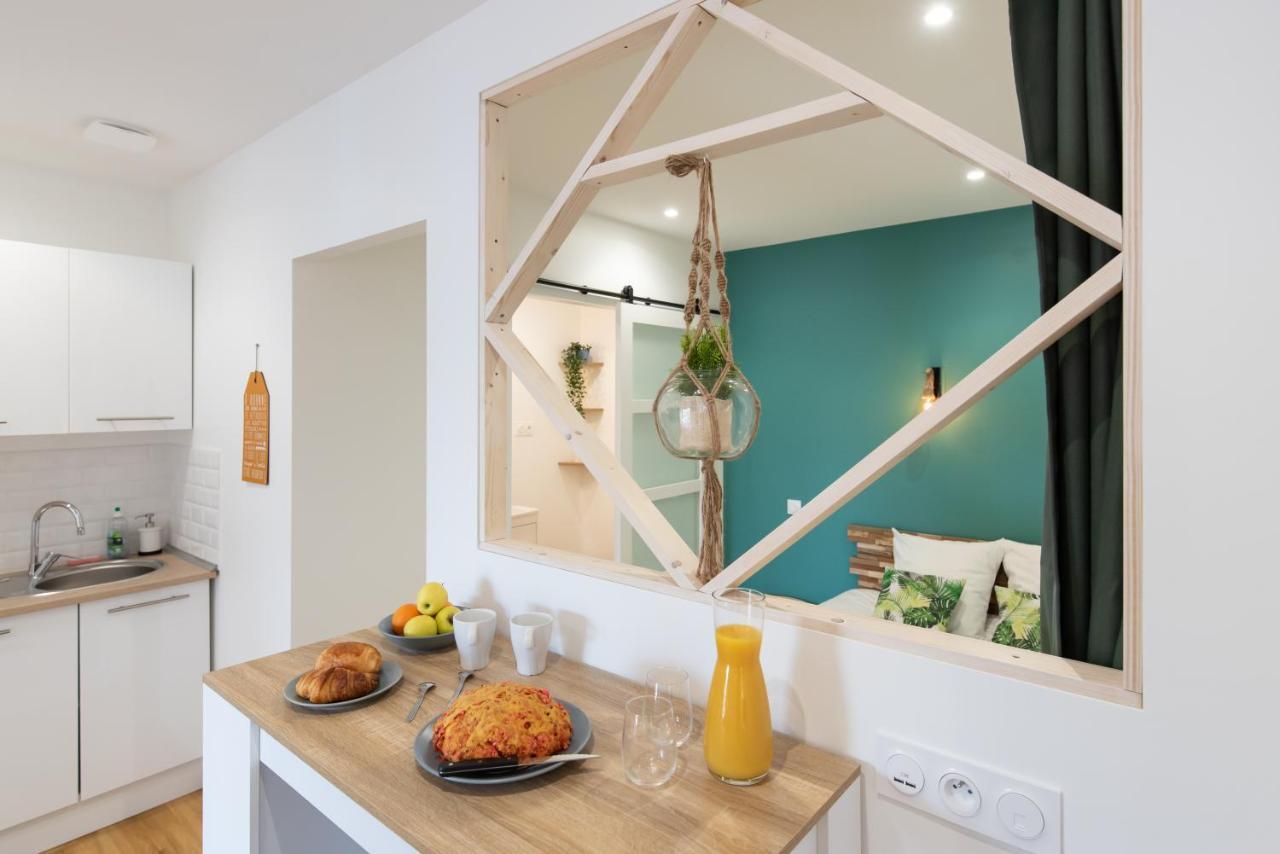 Esprit Jungle Apartment Roanne Bagian luar foto